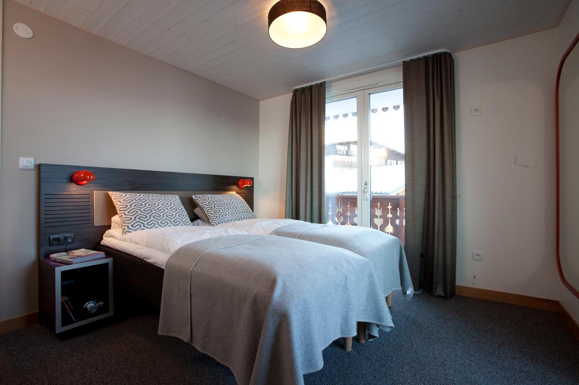 Langley Hôtel Le Petit Prince Alpe dʼHuez Extérieur photo