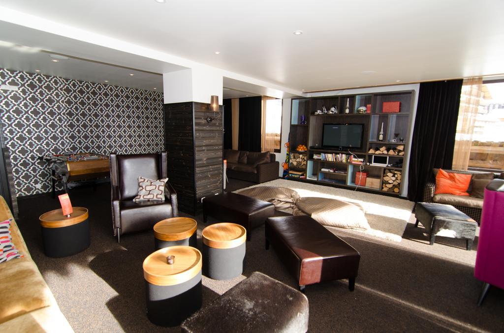 Langley Hôtel Le Petit Prince Alpe dʼHuez Extérieur photo