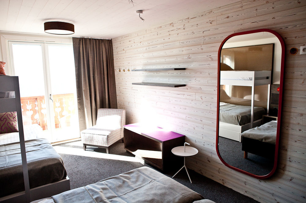 Langley Hôtel Le Petit Prince Alpe dʼHuez Extérieur photo