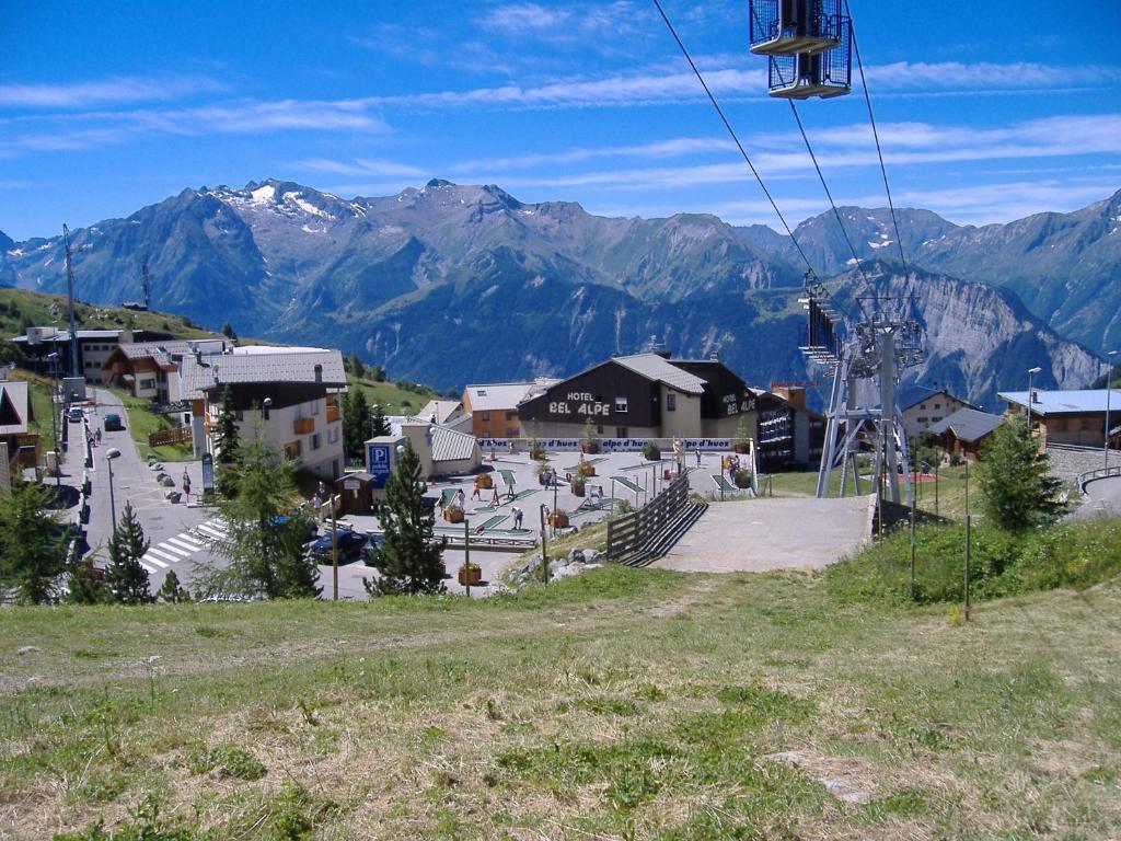Langley Hôtel Le Petit Prince Alpe dʼHuez Extérieur photo